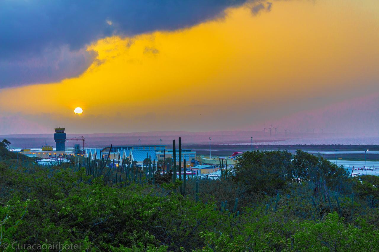 Curacao Airport Hotel Willemstad Kültér fotó
